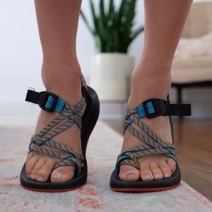 Rainbow Double Strap Chacos